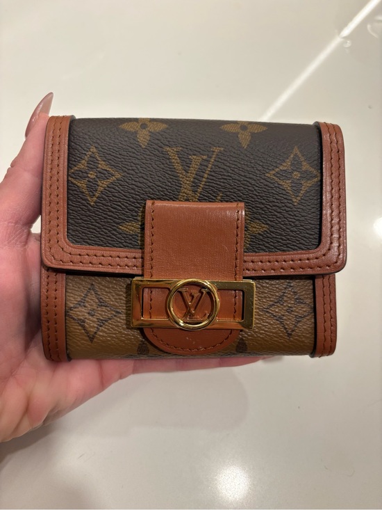 Louis Vuitton Handbags - Authentic Louis Vuitton Monogram Trifold Wallet Brown and Tan with Gold Hardware